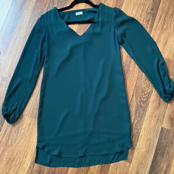 Green Sheath Dress - Picture 2 of 7